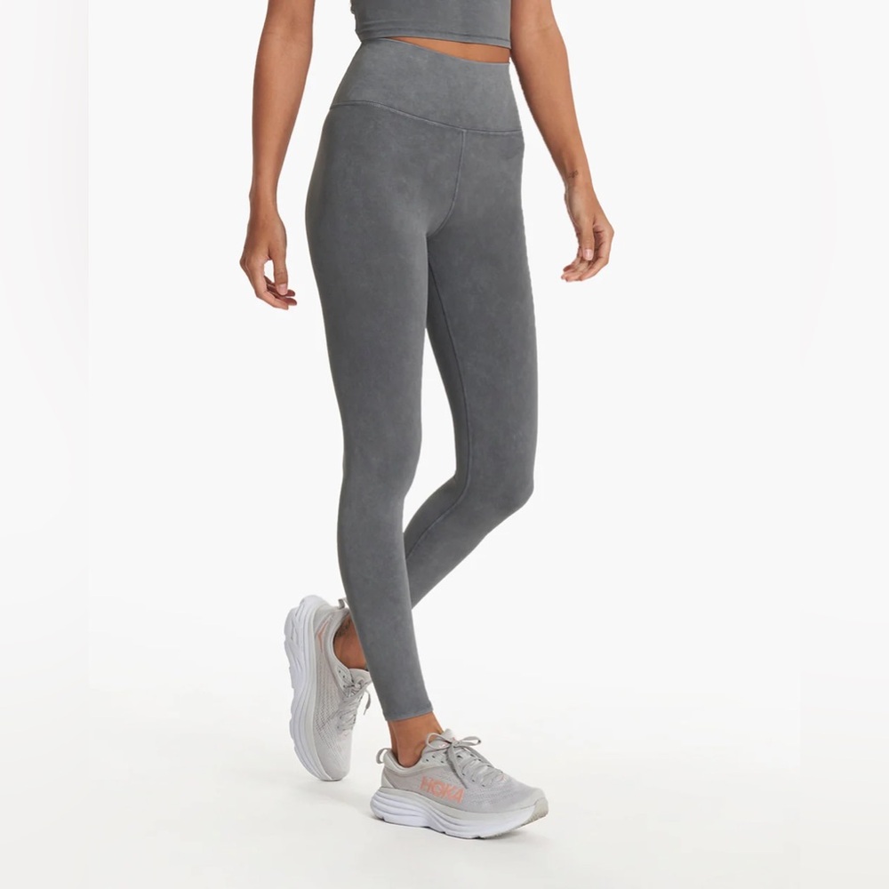 Vuori Washed Studio Legging